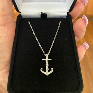 KAY JEWELERS ANCHOR NECKLACE. BRAND BEW